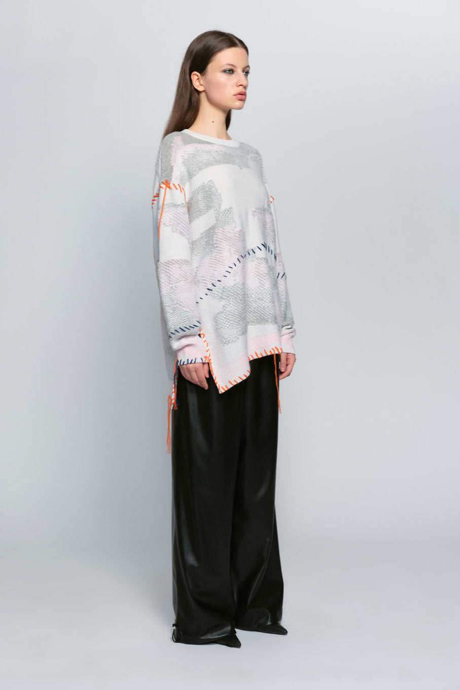 EDDIE SWEATER