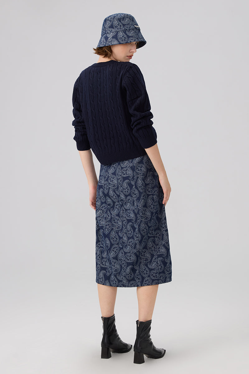 CABLE SWEATER