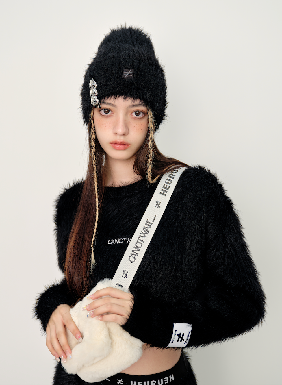 HEURUEH x CANOTWAIT_ Knit Top