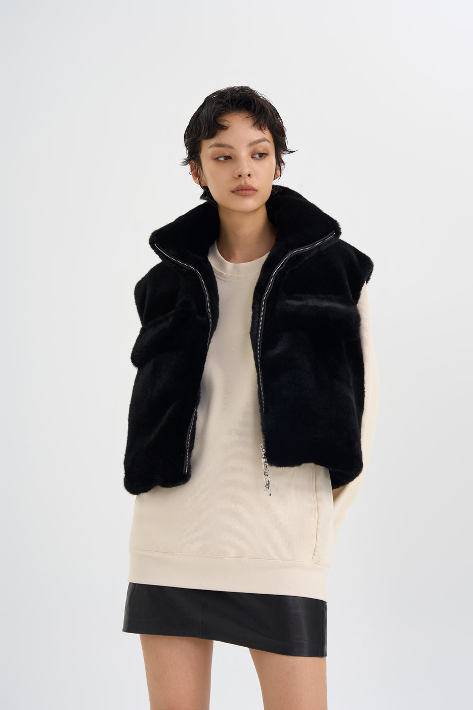 FAUX FUR VEST