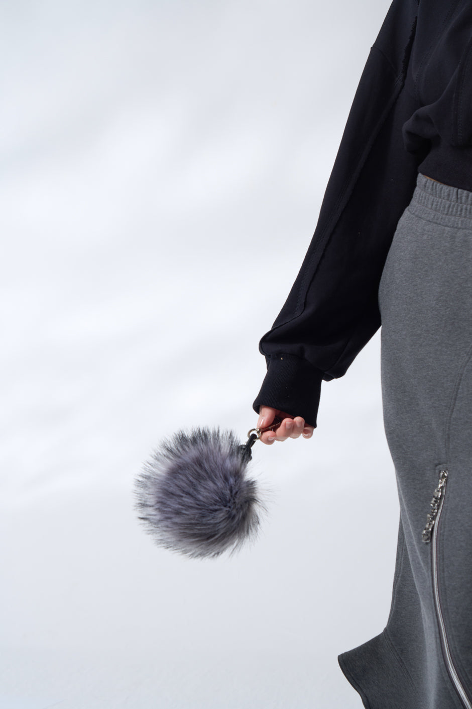POM CHARM