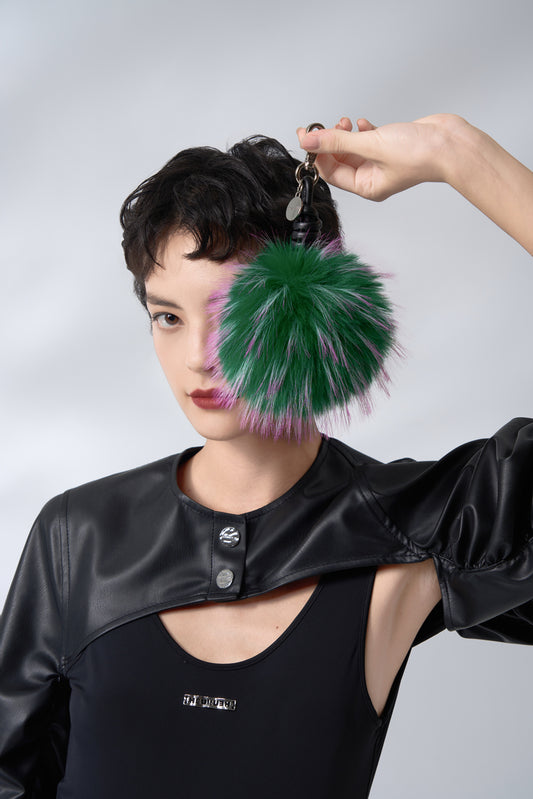POM CHARM